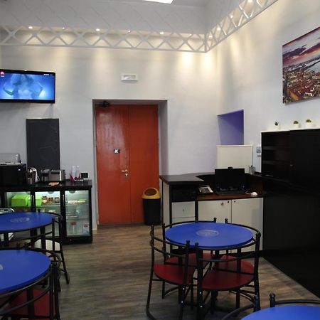 Dolce Vita Rooms Наполи Екстериор снимка