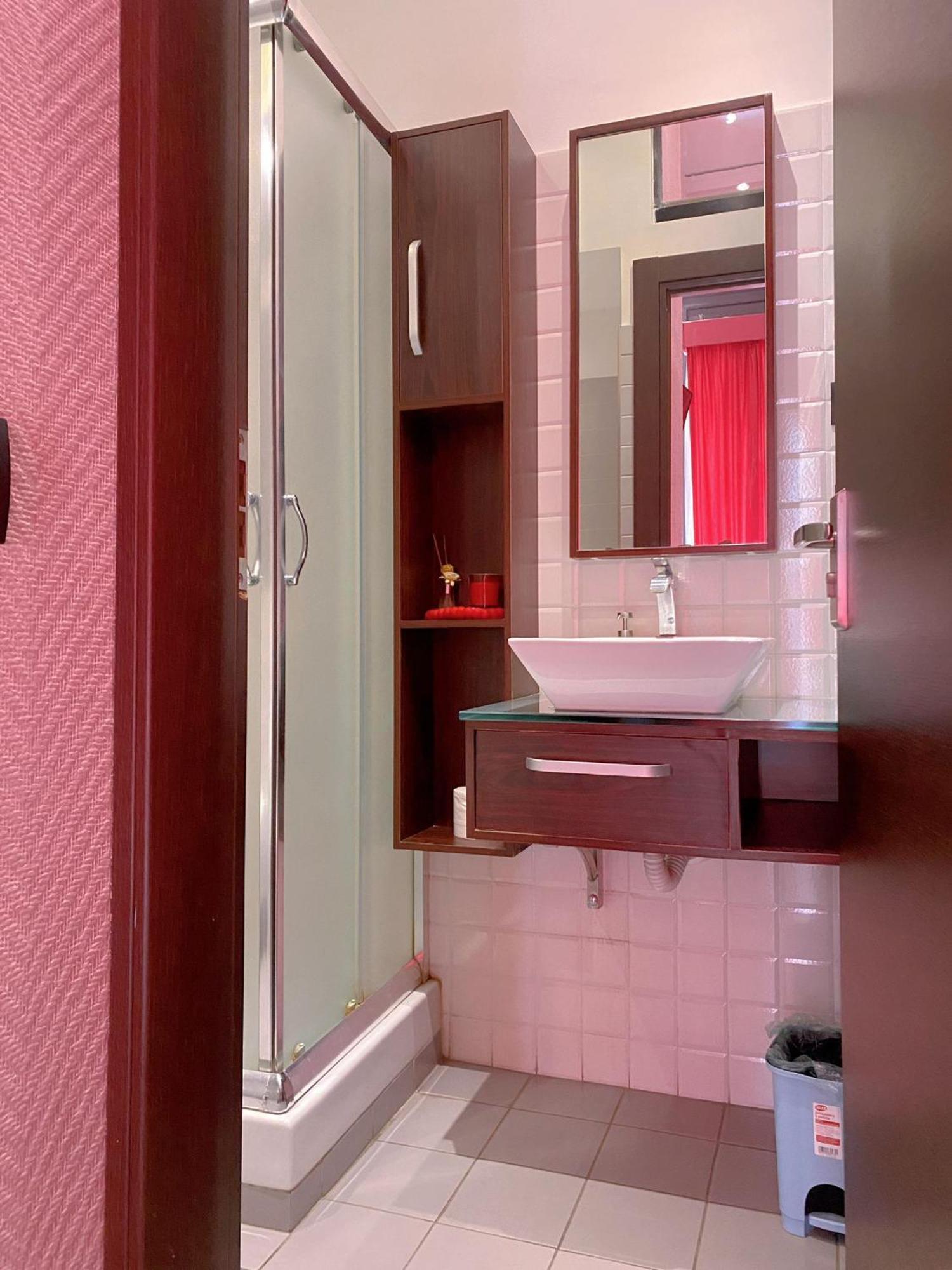 Dolce Vita Rooms Наполи Екстериор снимка